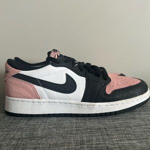 Jordan 1 Low Bleached Corals With Box